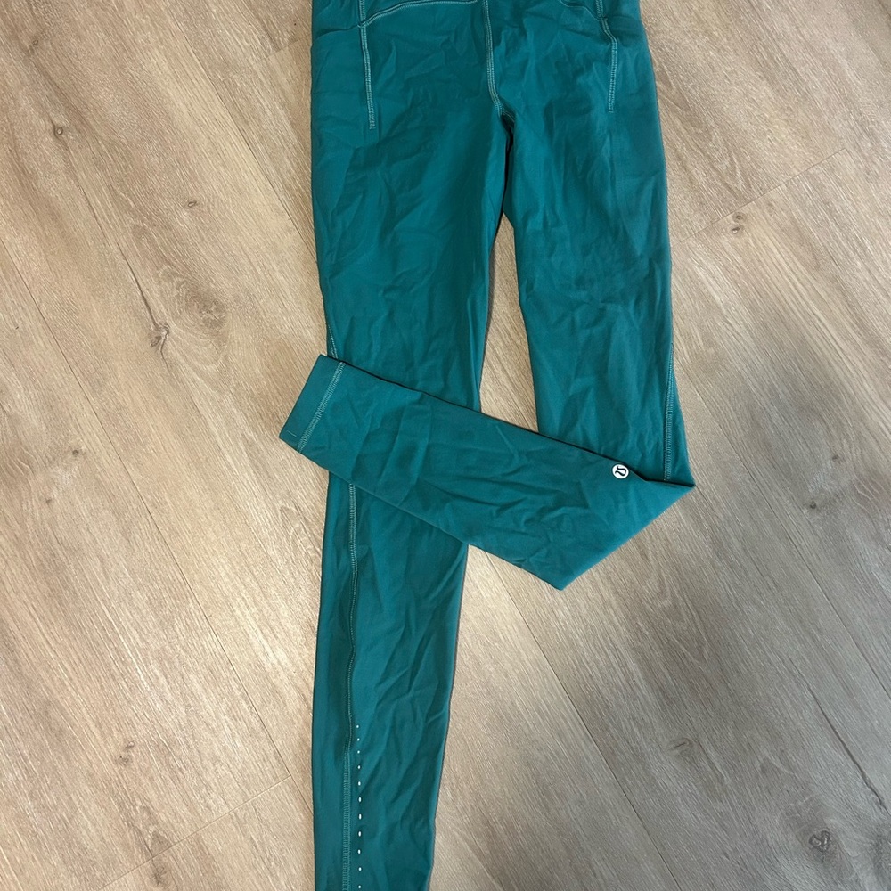 Teal Lululemon leggings